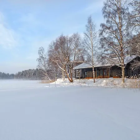 Evon Luonto - Aulangon Rantahuvila ヴィラ ハメーンリンナ