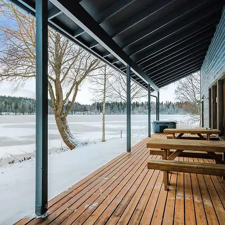 Evon Luonto - Aulangon Rantahuvila * Hämeenlinna