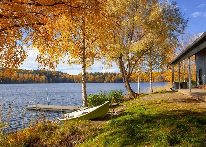 Evon Luonto - Aulangon Rantahuvila ハメーンリンナ