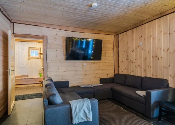 Evon Luonto - Aulangon Rantahuvila ハメーンリンナ